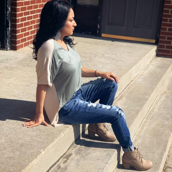 NWT Sage Cream Oversized Baggy Hi Low Top - Picture 4 of 9